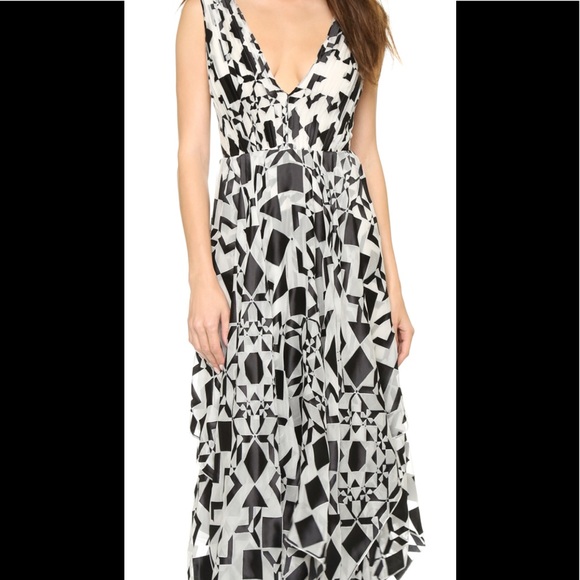 Alice + Olivia Dresses & Skirts - ALICE + OLIVIA GOWN